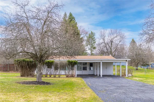 $184,900 | 199 Castle Road, Henrietta, NY 14623