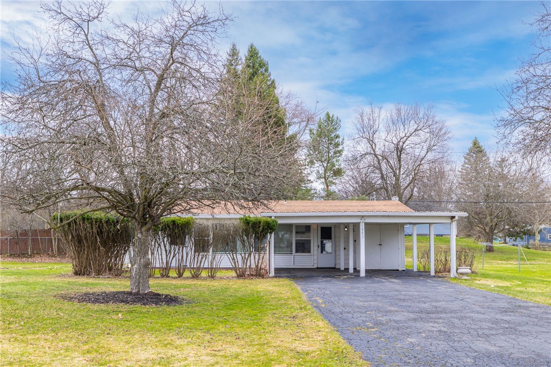 199 Castle Road Henrietta, NY 14623 - Photo 1 of 22 Welcome to 199 Castle Rd!