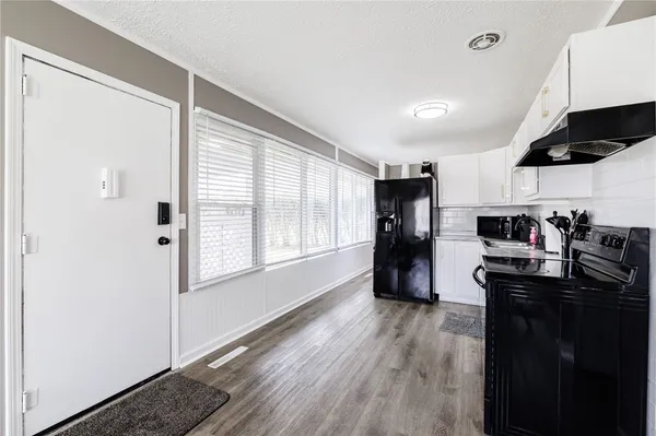 $184,900 | 199 Castle Road, Henrietta, NY 14623