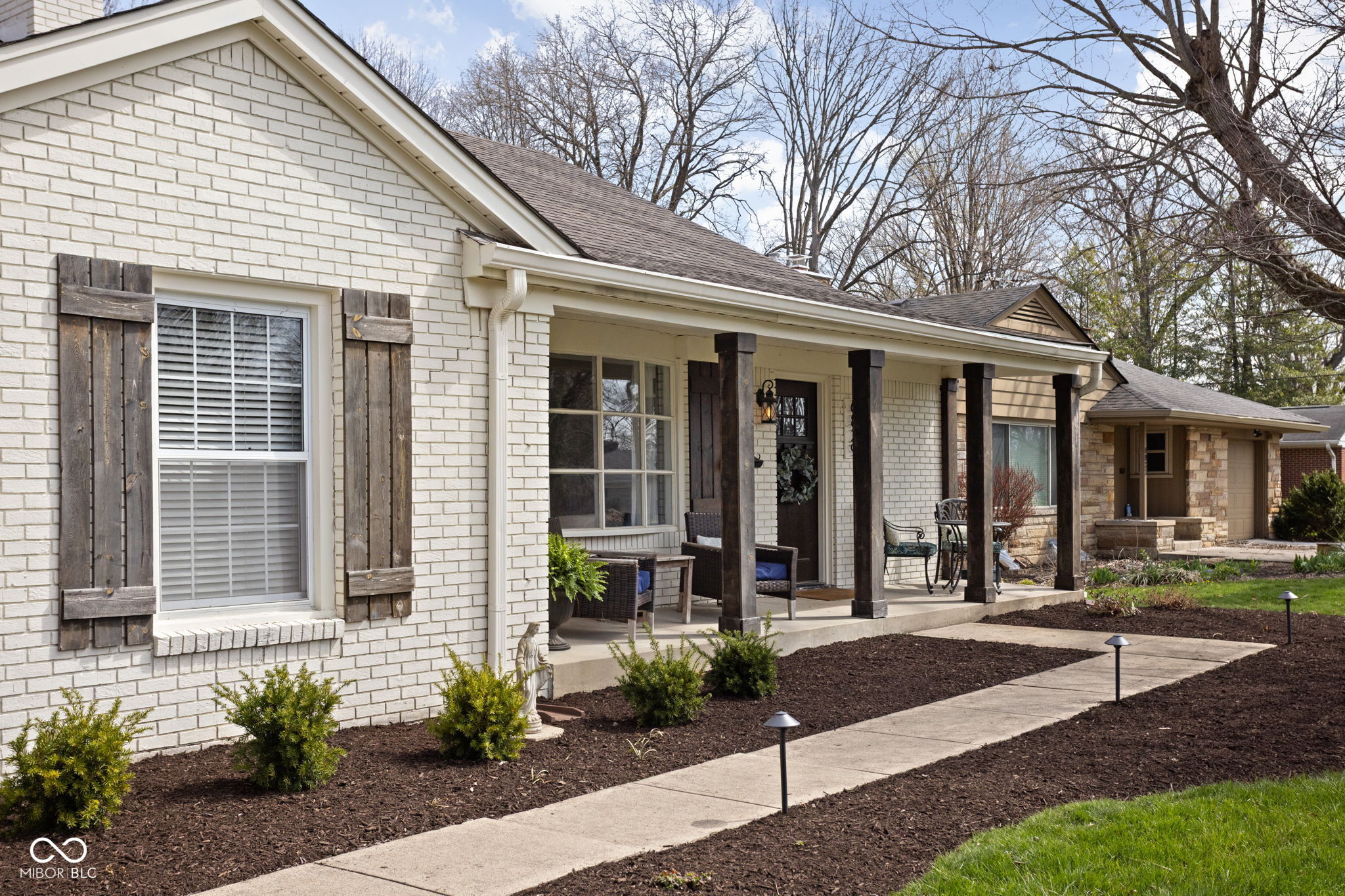 6829 Willow Road Indianapolis, IN 46220 - Photo 4 of 45 Gallery Image 4