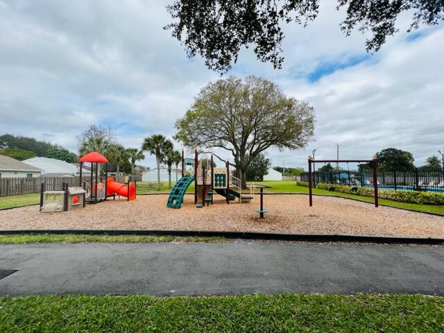 11120 Goss Lane Boca Raton, FL 33428 - Photo 25 of 27 Tot lot