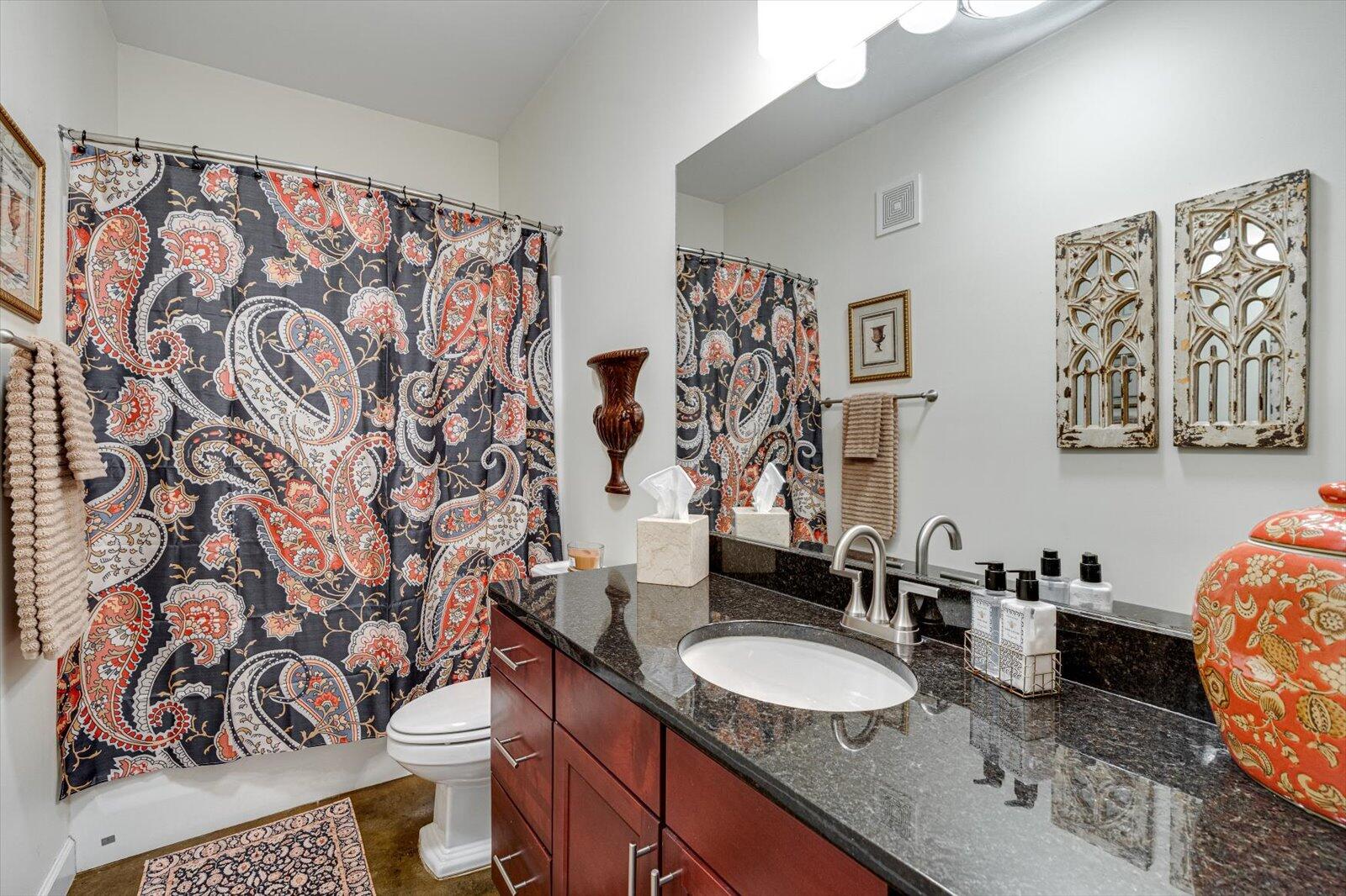 229 Delmont Street, Unit 159 Chattanooga, TN 37405 - Photo 13 of 23 18-229 Delmont St unit 159-17
