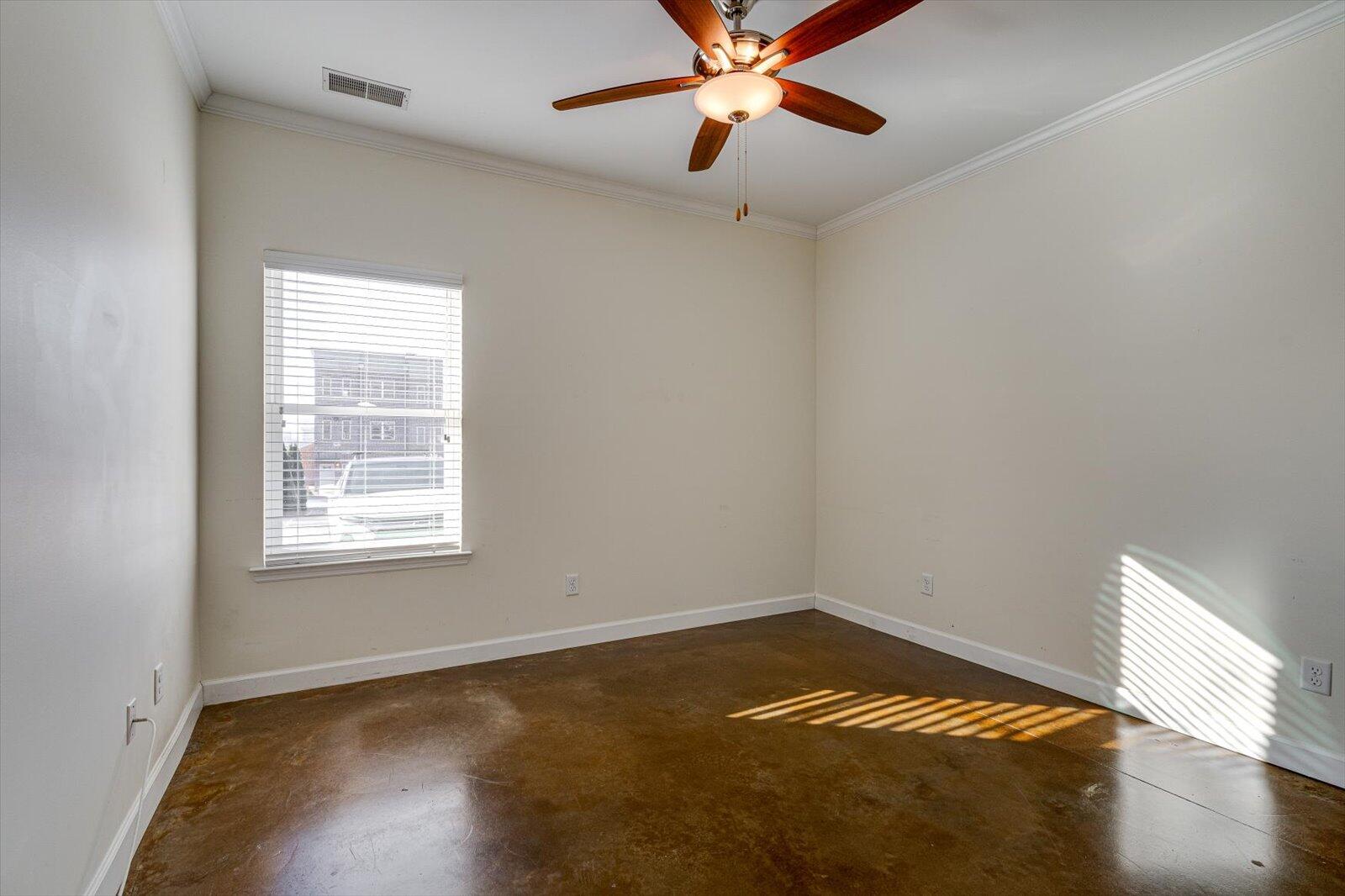 229 Delmont Street, Unit 159 Chattanooga, TN 37405 - Photo 14 of 23 19-229 Delmont St unit 159-18