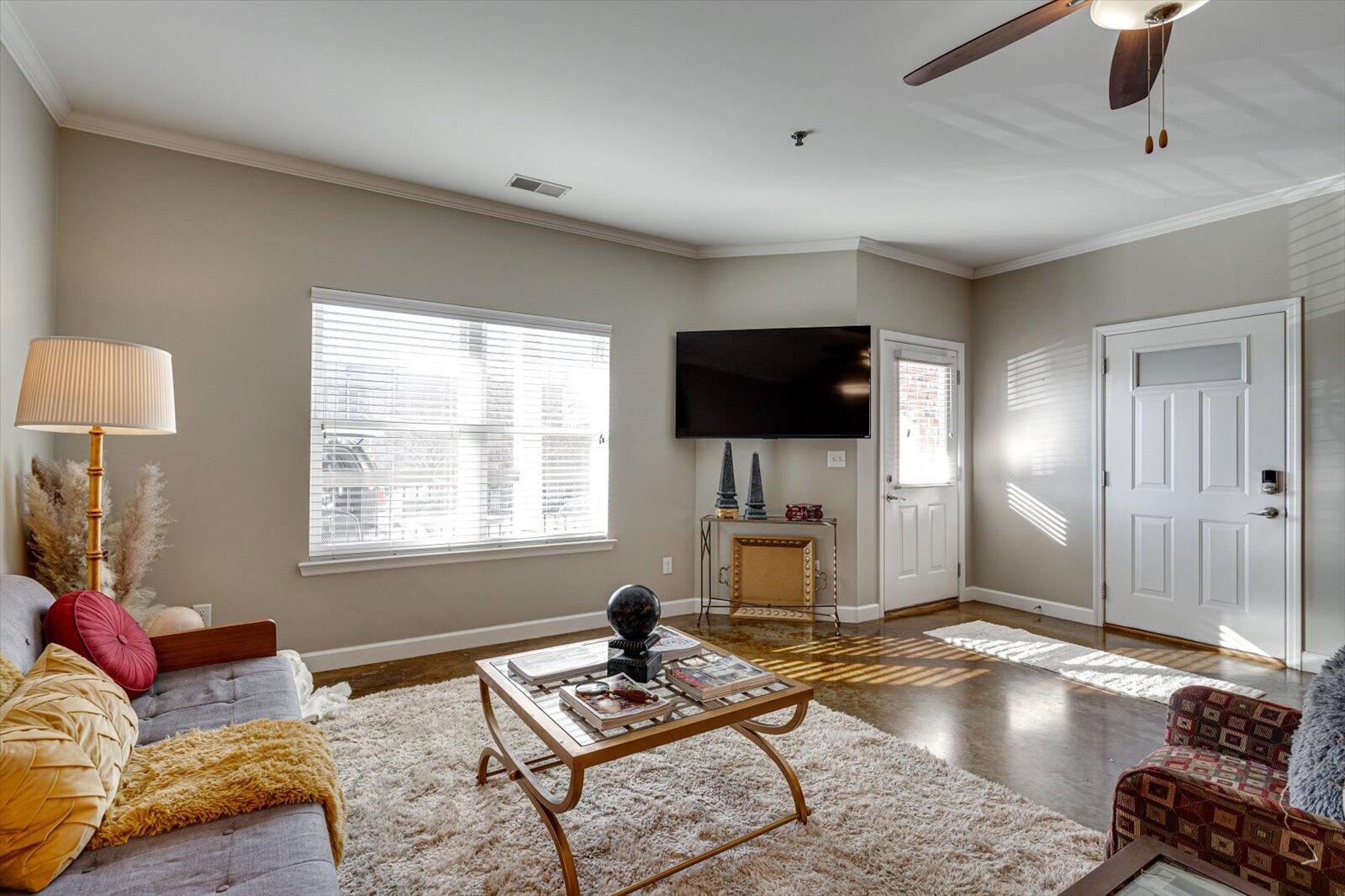 229 Delmont Street, Unit 159 Chattanooga, TN 37405 - Photo 8 of 23 08-229 Delmont St unit 159-7