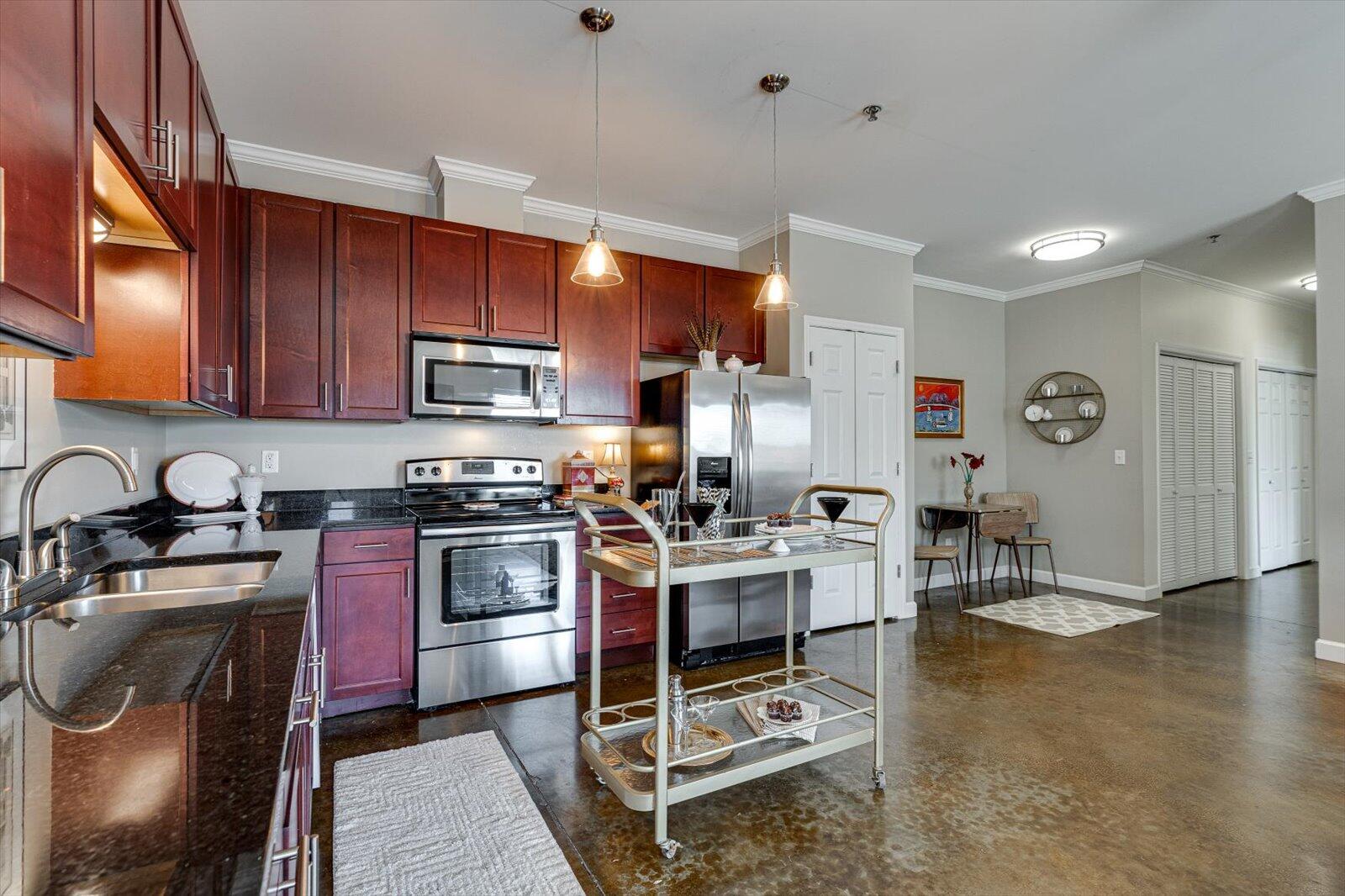 229 Delmont Street, Unit 159 Chattanooga, TN 37405 - Photo 9 of 23 13-229 Delmont St unit 159-12