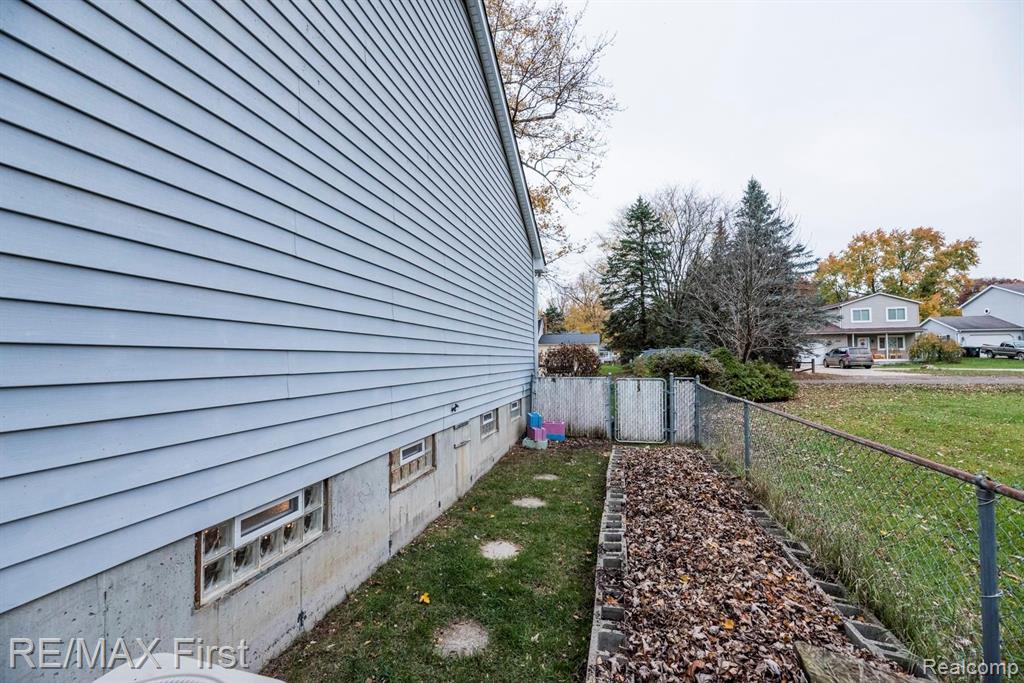 1356 Miller Road Lake Orion, MI 48362 - Photo 20 of 50