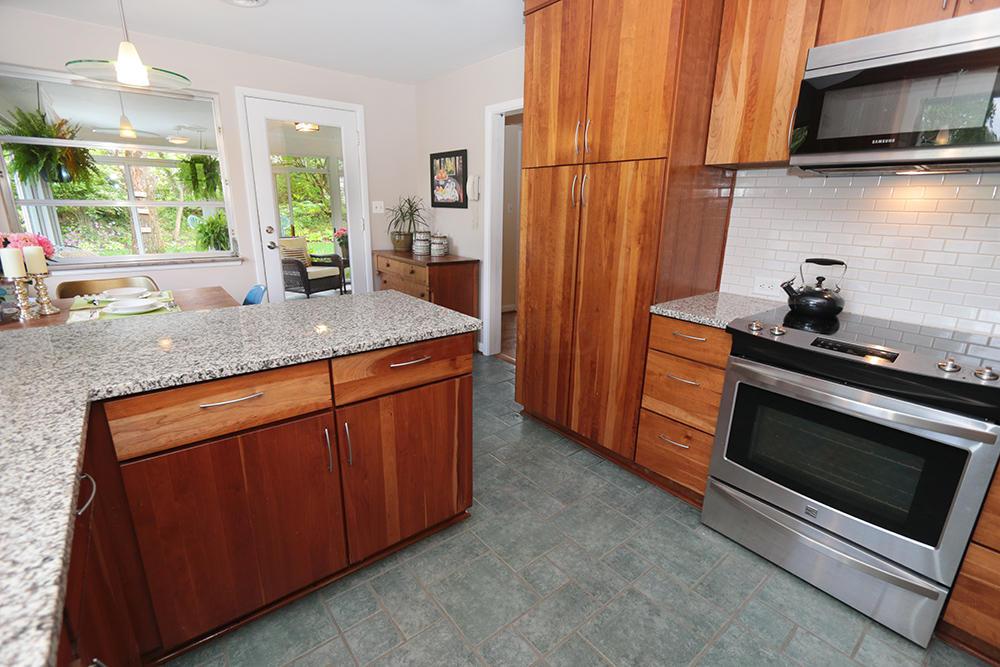 2667 Canterbury Road Columbus, OH 43221 - Photo 19 of 69