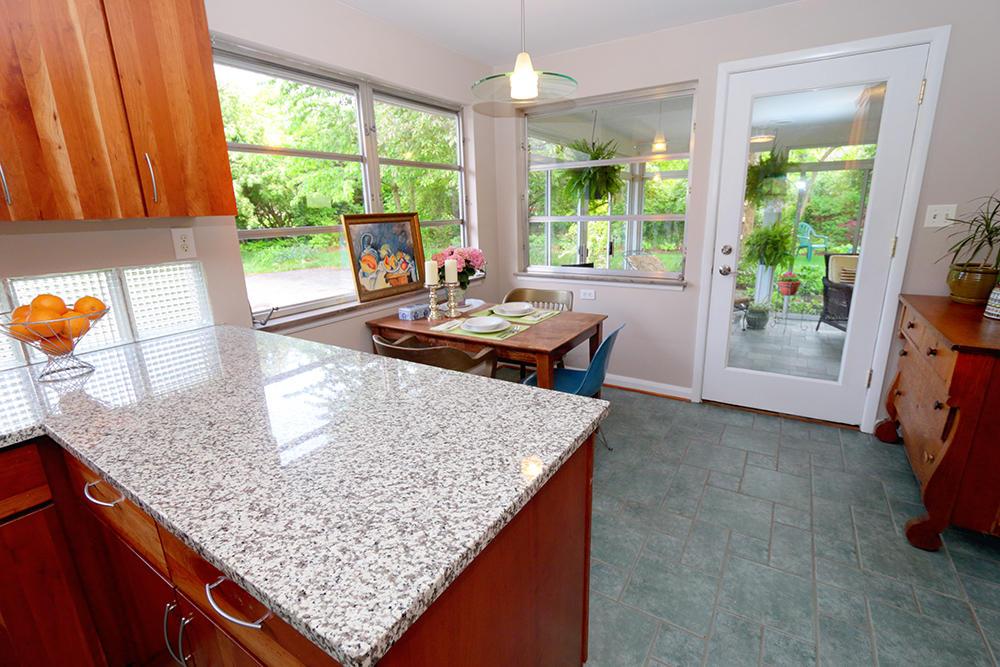 2667 Canterbury Road Columbus, OH 43221 - Photo 20 of 69