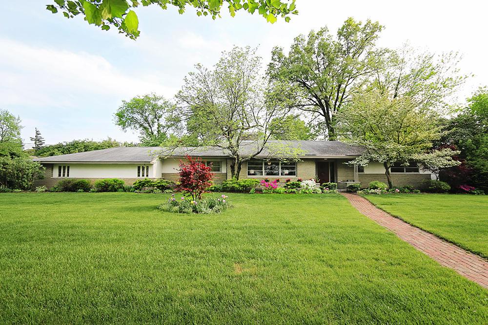 2667 Canterbury Road Columbus, OH 43221 - Photo 4 of 69