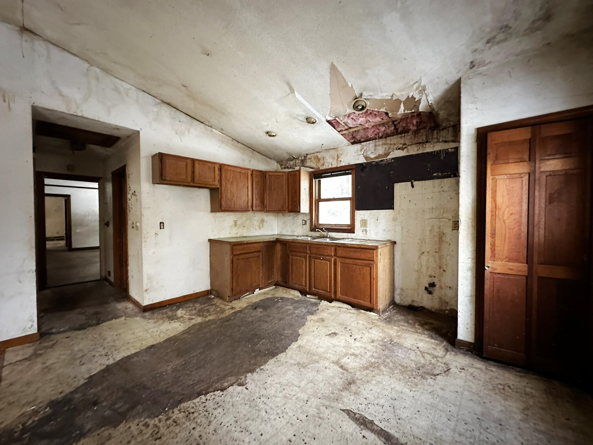 401 Burnham Road Bridgton, ME 04009 - Photo 14 of 34 IMG_5266