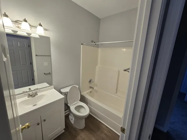 $1,900 | 7470 Charlotte Pike, Unit 3, Nashville, TN 37209