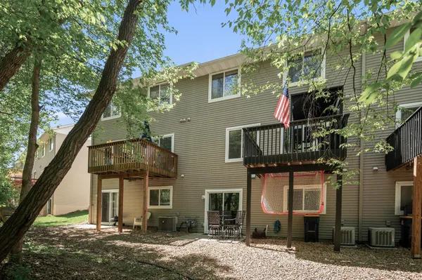 $320,000 | 441 Pleasant Lane, Chaska, MN 55318