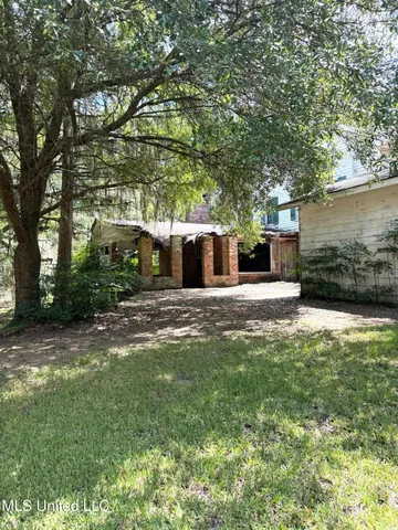 $575,000 | 7735 Old Tunica Road, St. Francisville, LA 70775