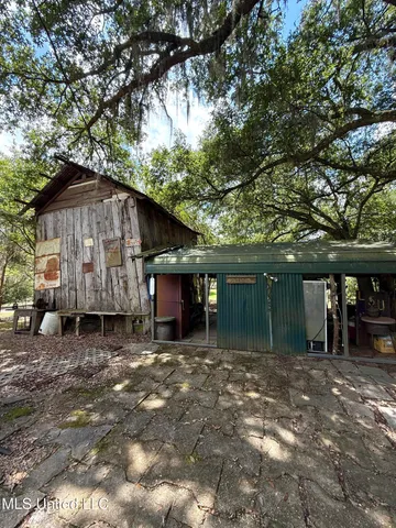 $575,000 | 7735 Old Tunica Road, St. Francisville, LA 70775