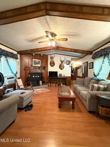 $575,000 | 7735 Old Tunica Road, St. Francisville, LA 70775