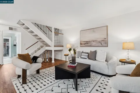 $869,000 | 136 Garden Creek Place, Danville, CA 94526