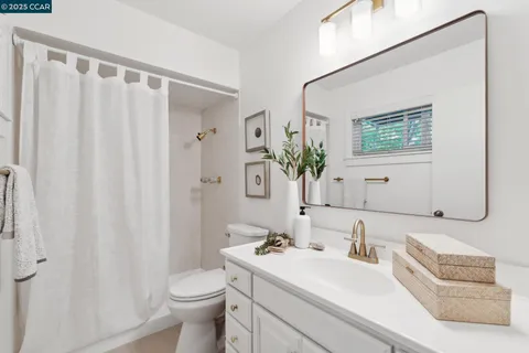 $869,000 | 136 Garden Creek Place, Danville, CA 94526