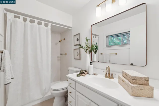 $869,000 | 136 Garden Creek Place, Danville, CA 94526