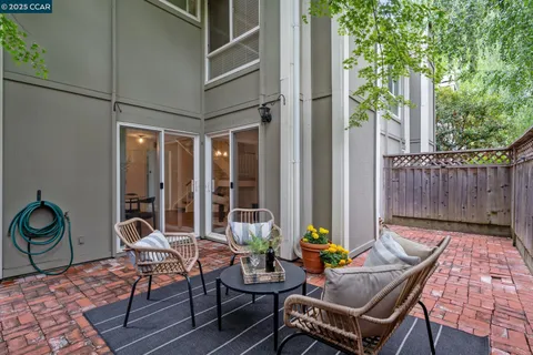 $869,000 | 136 Garden Creek Place, Danville, CA 94526