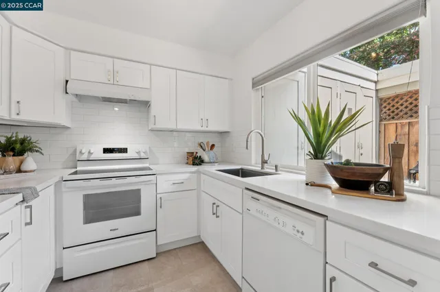 $869,000 | 136 Garden Creek Place, Danville, CA 94526