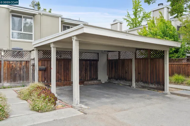 $869,000 | 136 Garden Creek Place, Danville, CA 94526