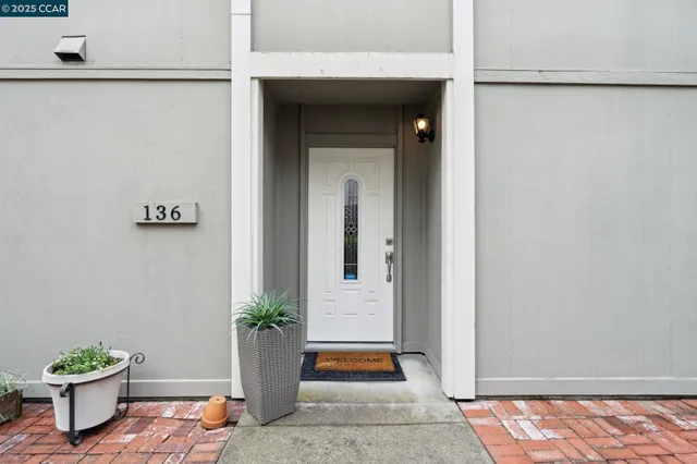 $869,000 | 136 Garden Creek Place, Danville, CA 94526