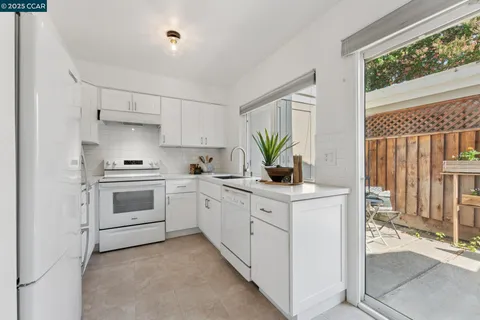 $869,000 | 136 Garden Creek Place, Danville, CA 94526