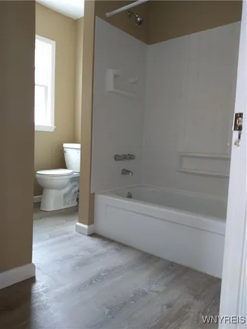 $1,550 | 79 Commonwealth Avenue, Buffalo, NY 14216