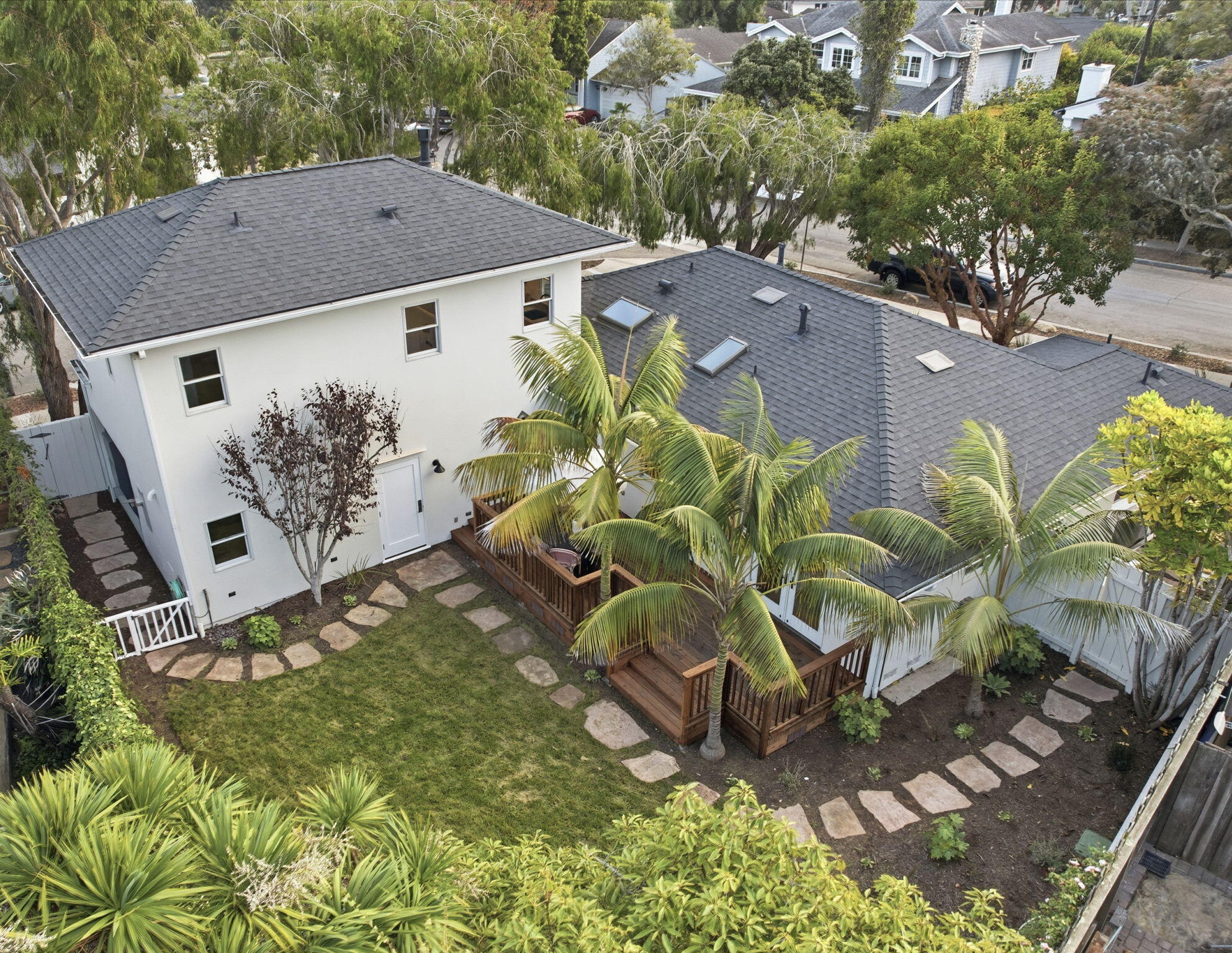 220 Santa Rosa Place Santa Barbara, CA 93109 - Photo 31 of 35 a view of a house with a yard