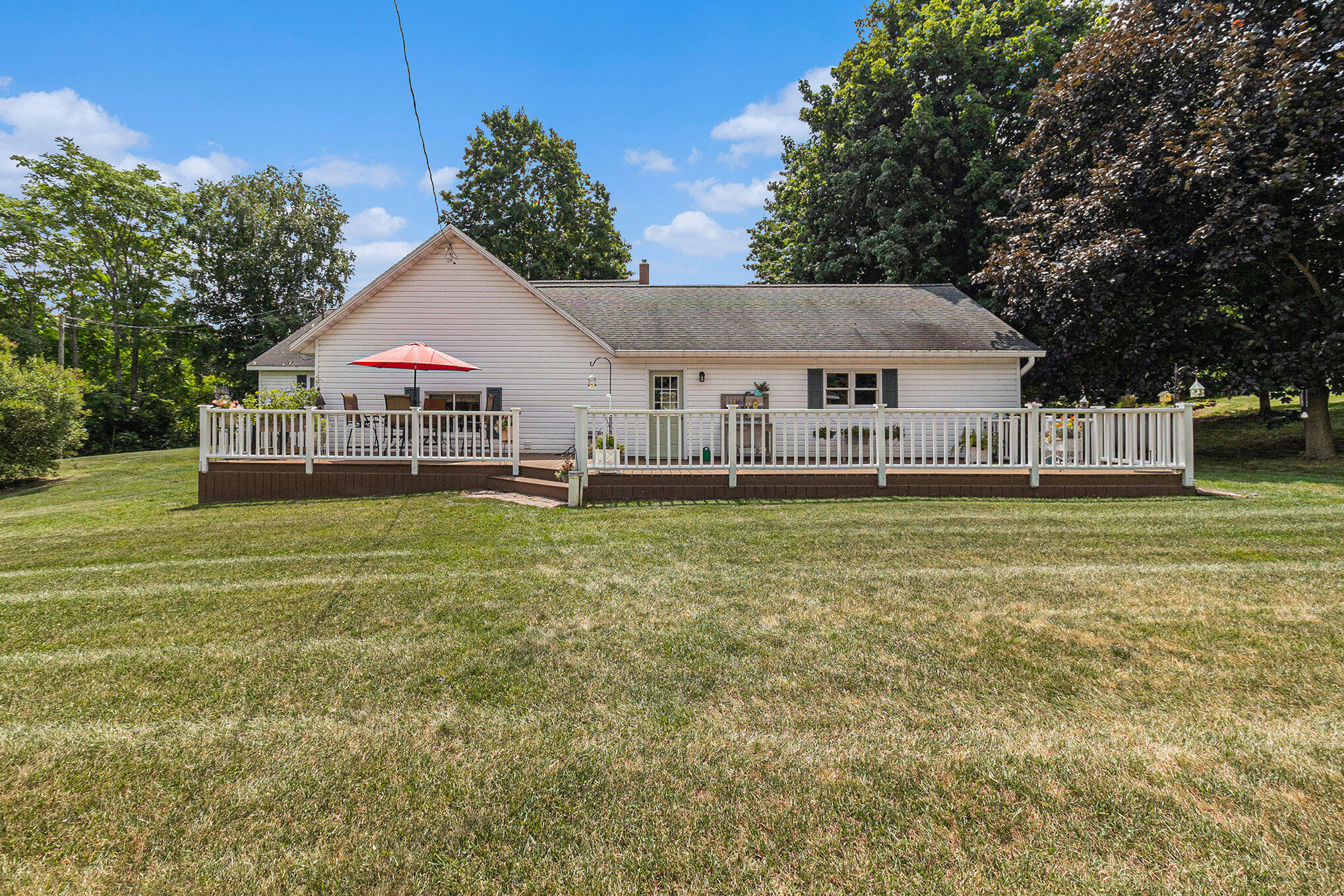 354 East Tyler Road Hart, MI 49420 - Photo 2 of 39 032_5r6a8145