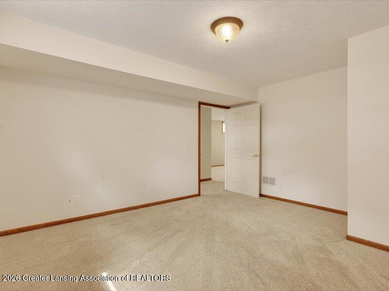 1160 North State Road Belding, MI 48809 - Photo 41 of 77 41-1160-N-State-Rd-Belding-Windowstill