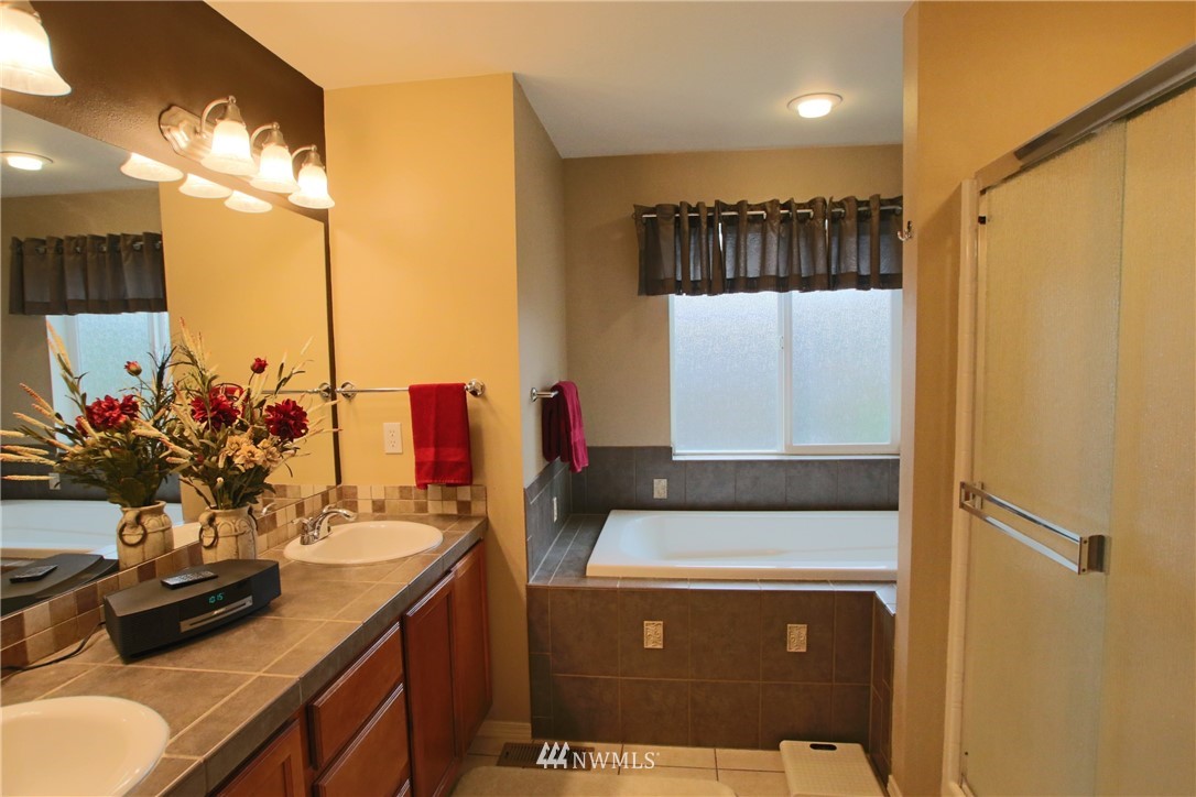 18117 Wild Violet Lane Southwest Rochester, WA 98579 - Photo 13 of 25