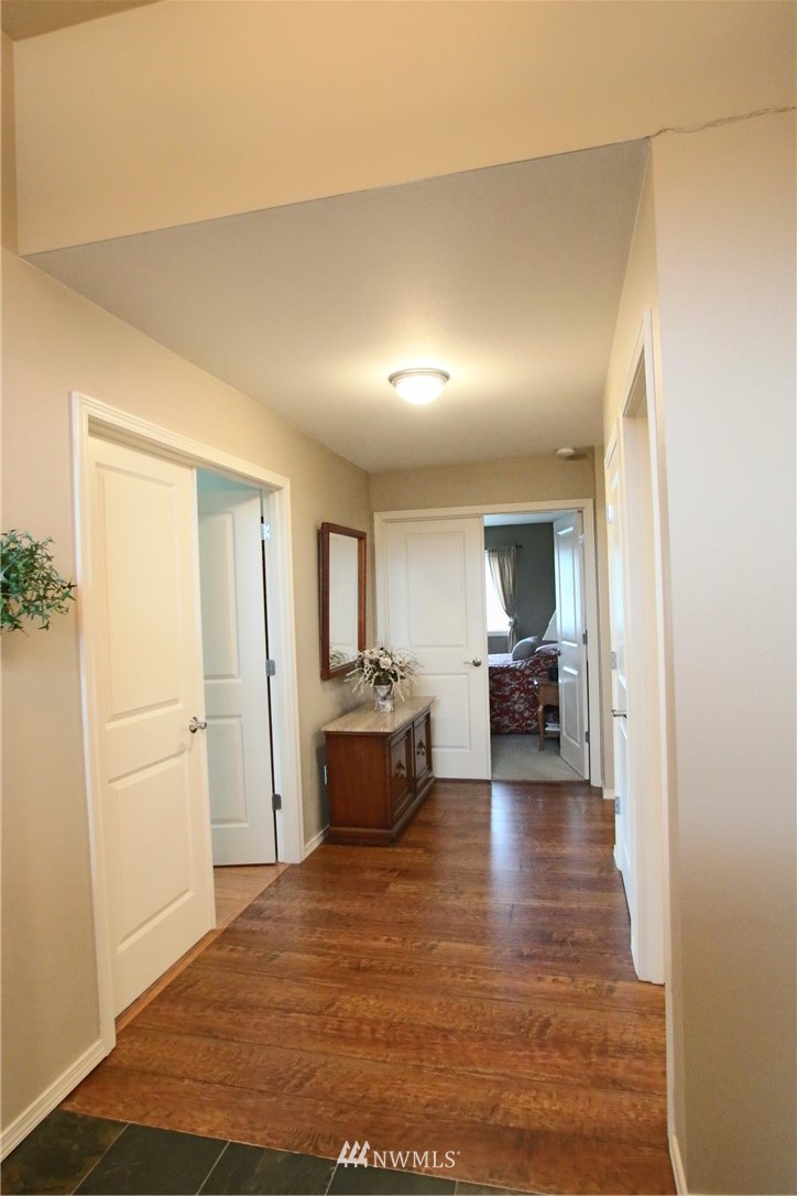 18117 Wild Violet Lane Southwest Rochester, WA 98579 - Photo 4 of 25