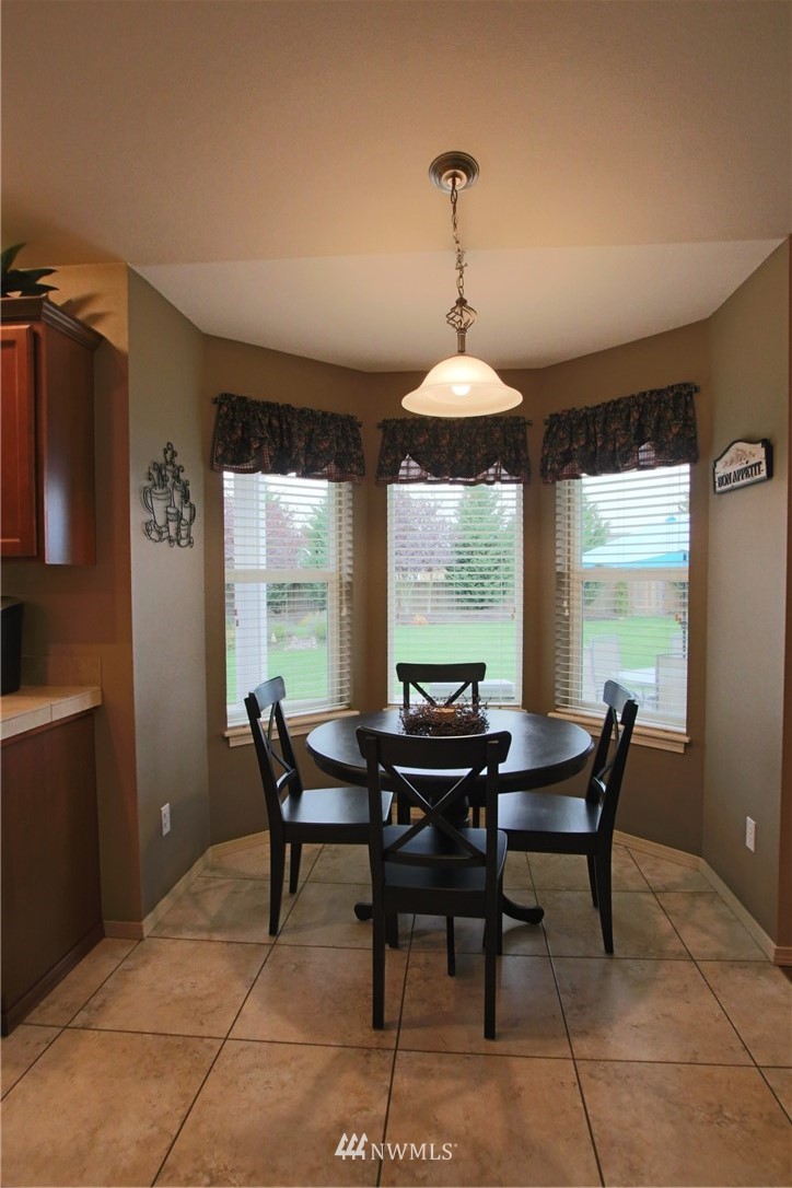 18117 Wild Violet Lane Southwest Rochester, WA 98579 - Photo 9 of 25
