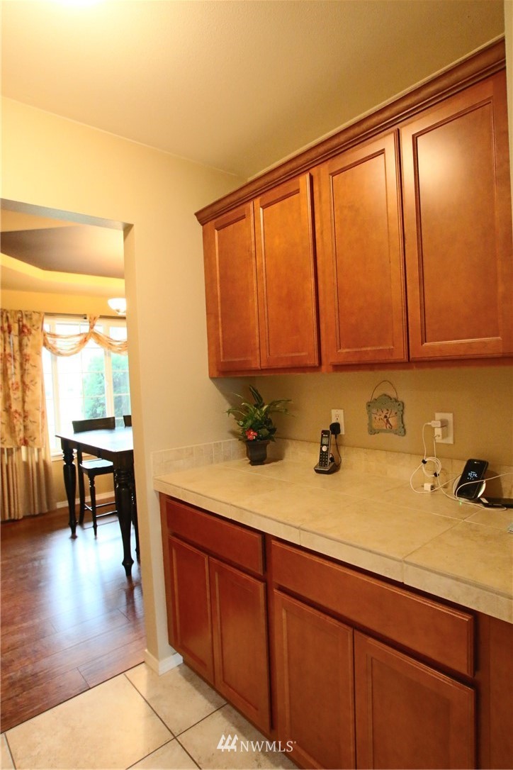 18117 Wild Violet Lane Southwest Rochester, WA 98579 - Photo 10 of 25