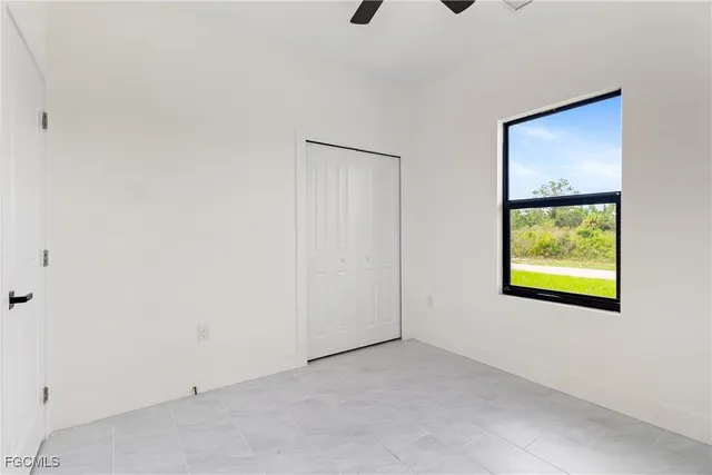 $1,950 | 2711 50th Street West, Lehigh Acres, FL 33971