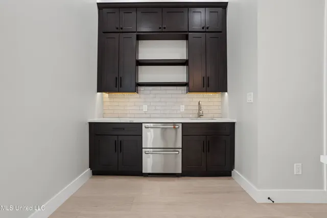 $1,580,000 | 1850 Beach Boulevard, Biloxi, MS 39531