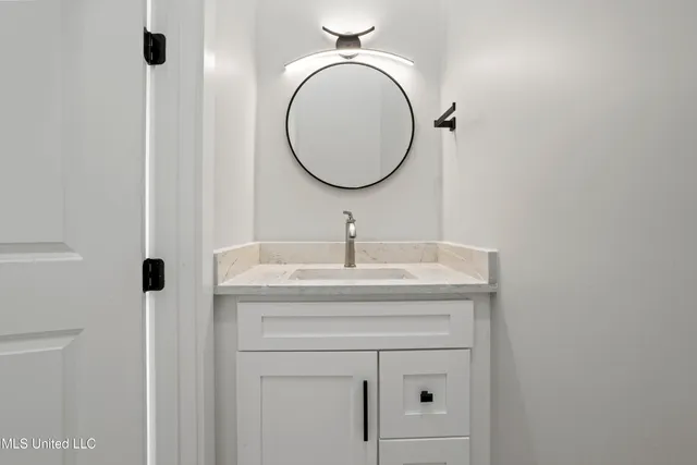 $1,580,000 | 1850 Beach Boulevard, Biloxi, MS 39531