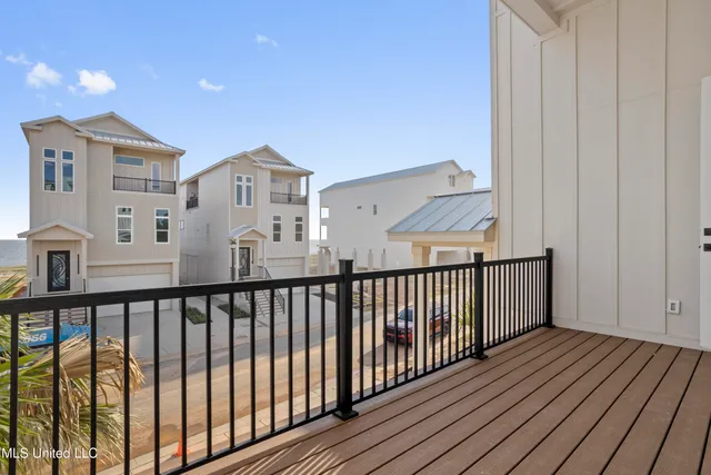 $1,580,000 | 1850 Beach Boulevard, Biloxi, MS 39531