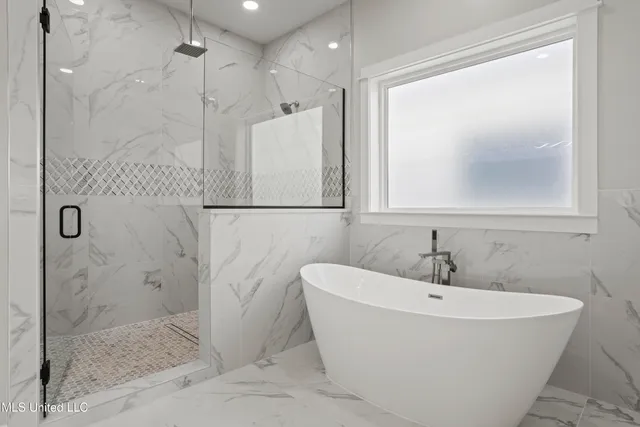 $1,580,000 | 1850 Beach Boulevard, Biloxi, MS 39531