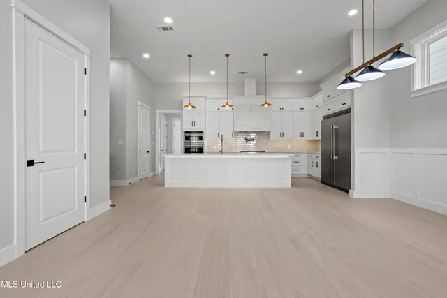 $1,580,000 | 1850 Beach Boulevard, Biloxi, MS 39531