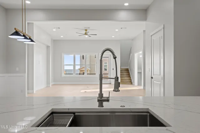 $1,580,000 | 1850 Beach Boulevard, Biloxi, MS 39531