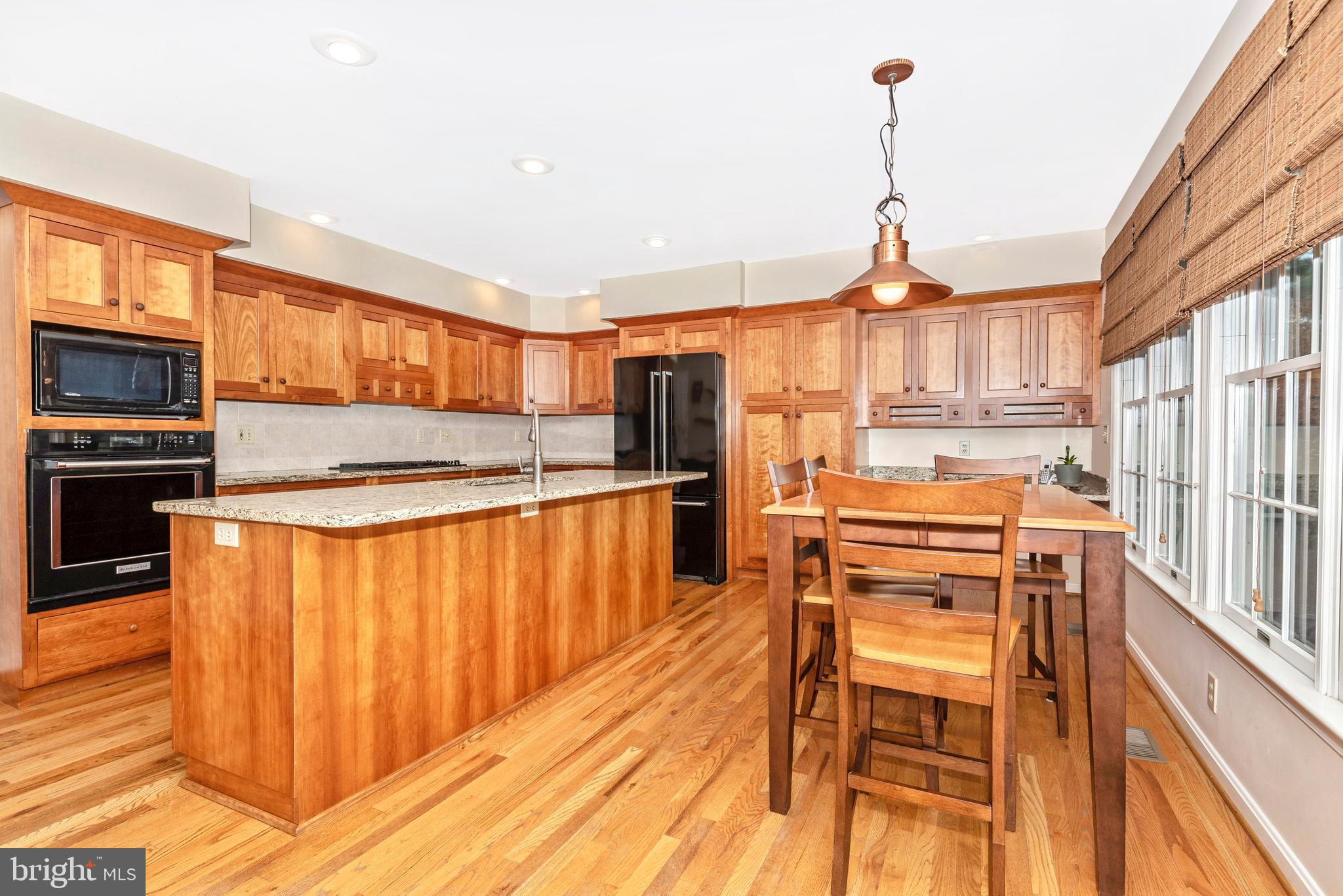 8542 Pete Wiles Road Middletown, MD 21769 - Photo 11 of 77 Breakfast area in the kitchen