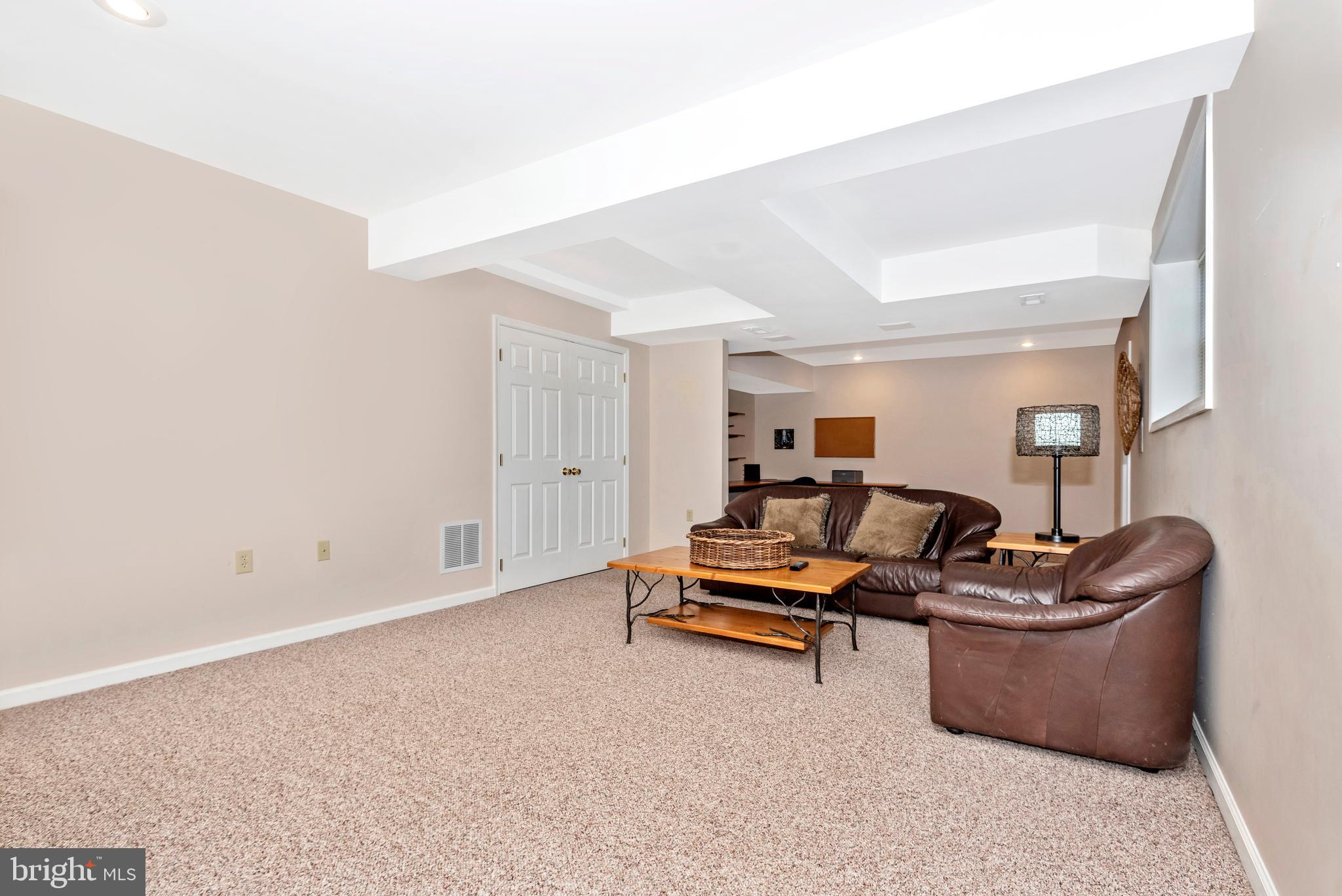 8542 Pete Wiles Road Middletown, MD 21769 - Photo 39 of 77 Lower level den (potential bedroom)