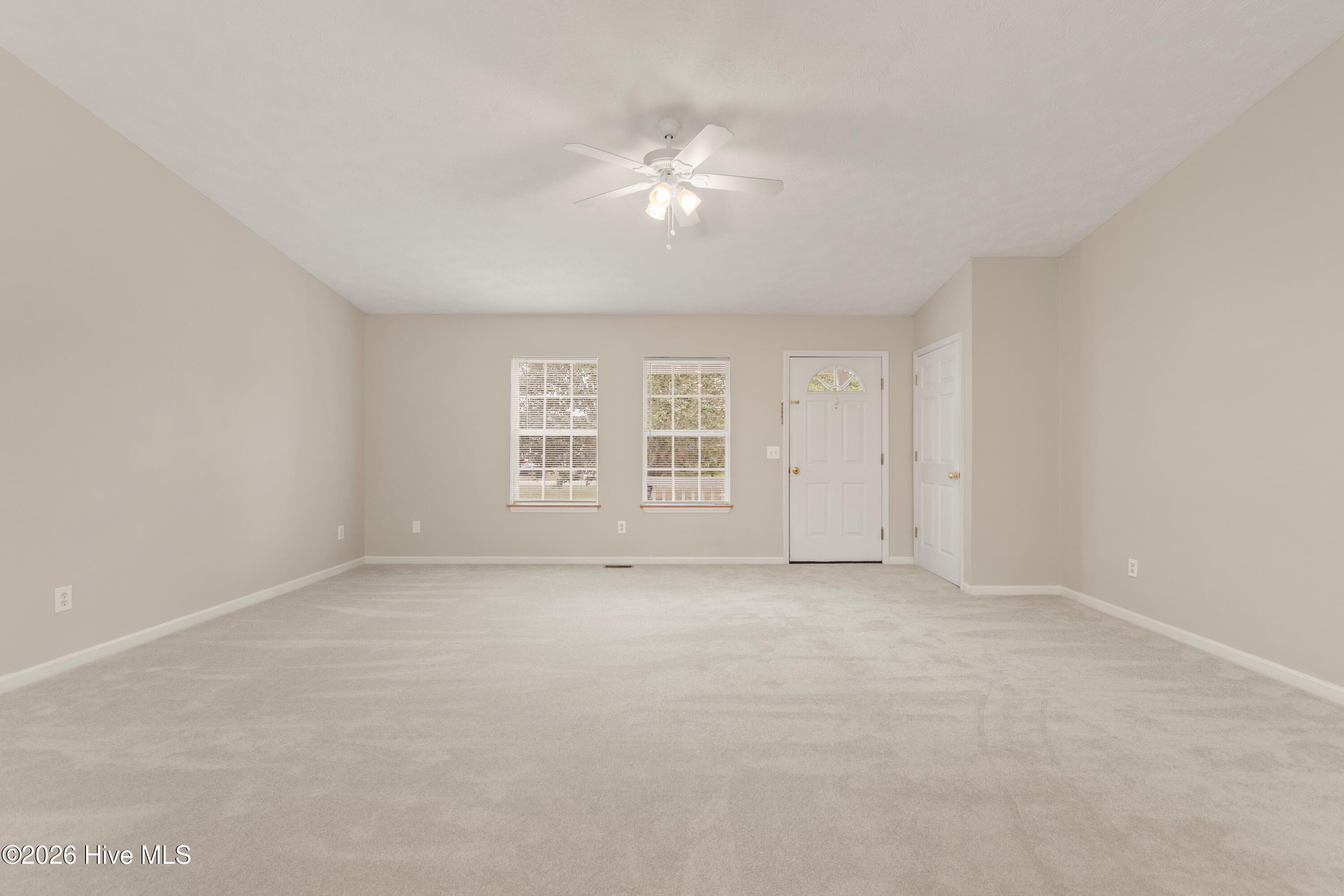 2311EBoilingSpringRd - 17 (1)