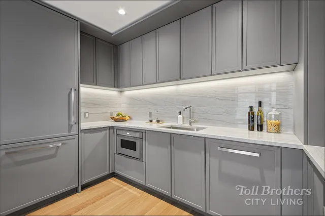 $2,000,000 | 218 West 103rd Street, Unit 11E | Upper West Side