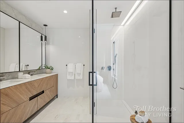 $2,000,000 | 218 West 103rd Street, Unit 11E | Upper West Side