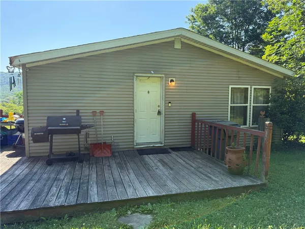 $119,900 | 4972 Wixon Road, Campbell, NY 14870