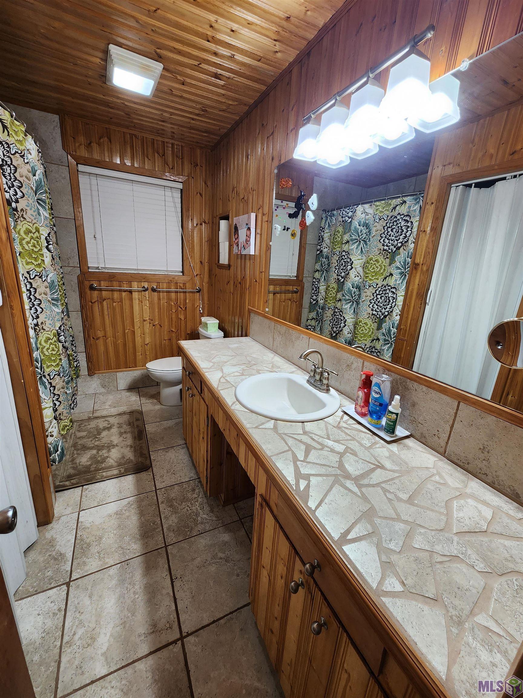 277 St Joseph Street Raceland, LA 70394 - Photo 8 of 18