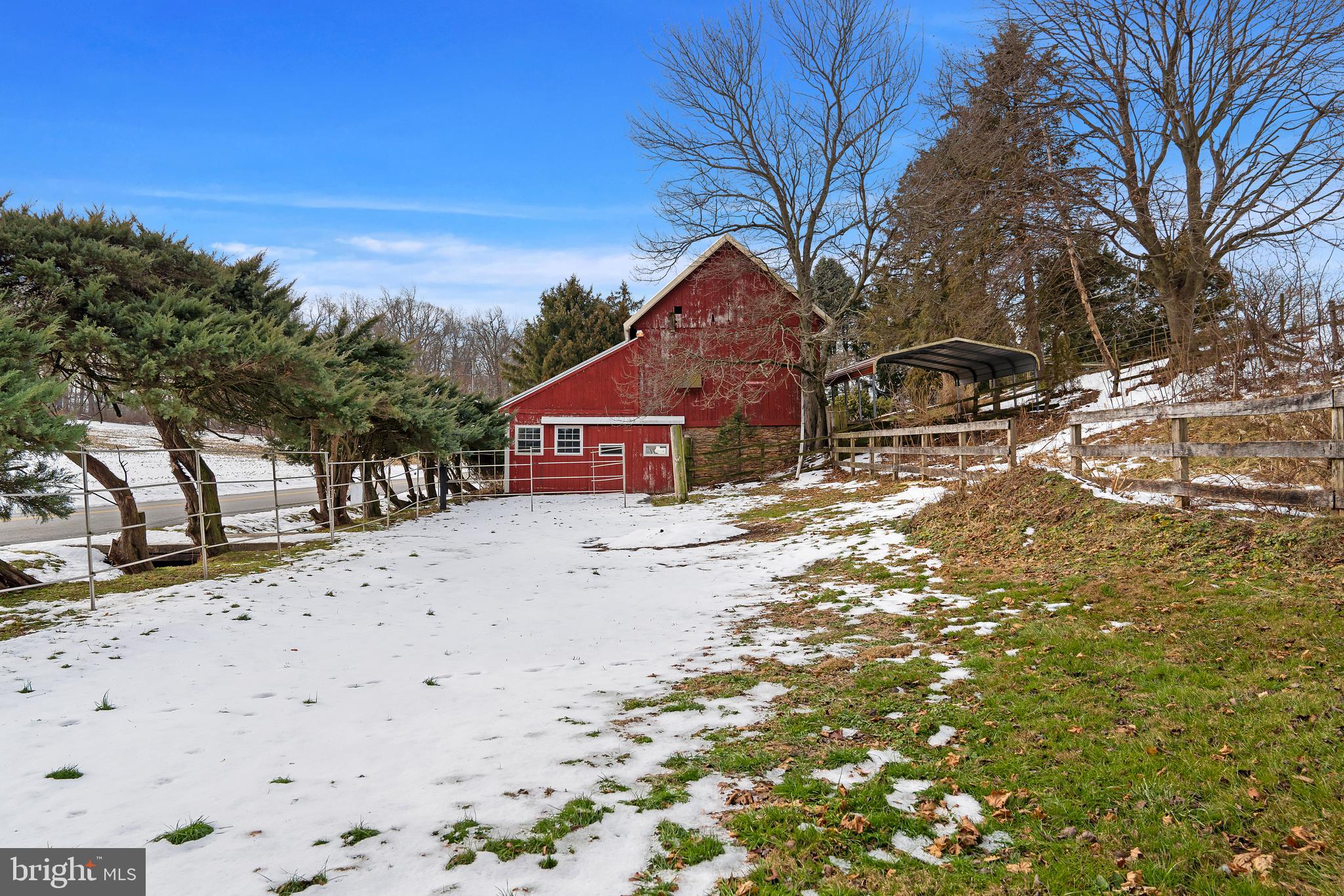 3225 Orwig Road Stewartstown, PA 17363 - Photo 8 of 79 Three paddocks off the barn